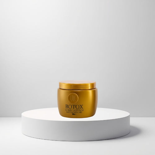 cosmetigo.be Botox Gold Intense Haarmasker 750ml pot met gouden glans, voor intensieve voeding en herstel van beschadigd haar.