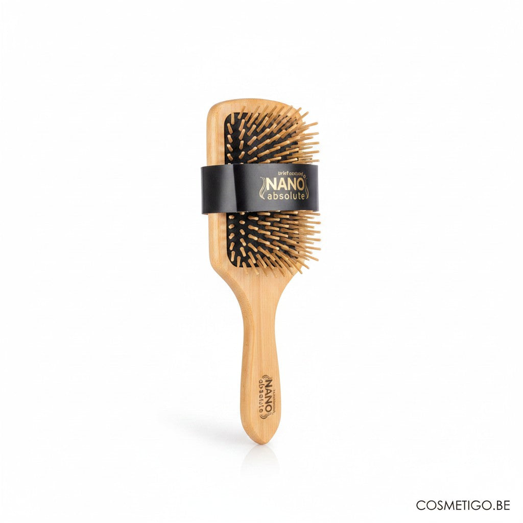 Cosmetigo.be Nano Absolute professionele houten haarborstel met houten pinnen en ergonomisch handvat. Paddle brush voor alle haartypes.